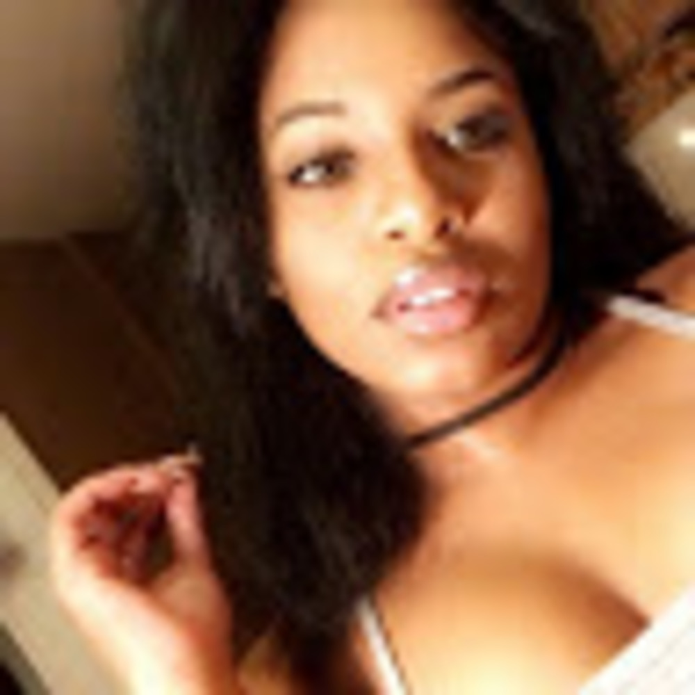 Meet your Posher, Briana